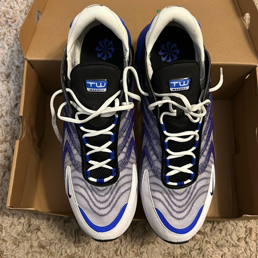 Nike Air Max TW